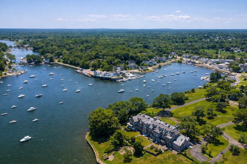 Best Siding Repair pros in Hudson, MA